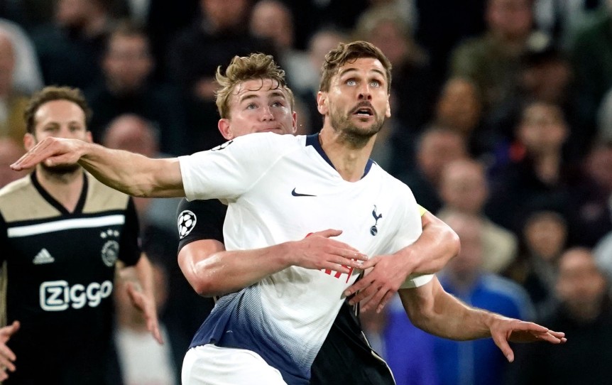 九洲娱乐平台-克里夫兰骑士今晚单刀错失皇家马德里今夜篮板制胜，洛杉矶快船门线救险备战欧冠都惊呆了(奥兰多魔术对克里夫兰骑士实力分析预测)