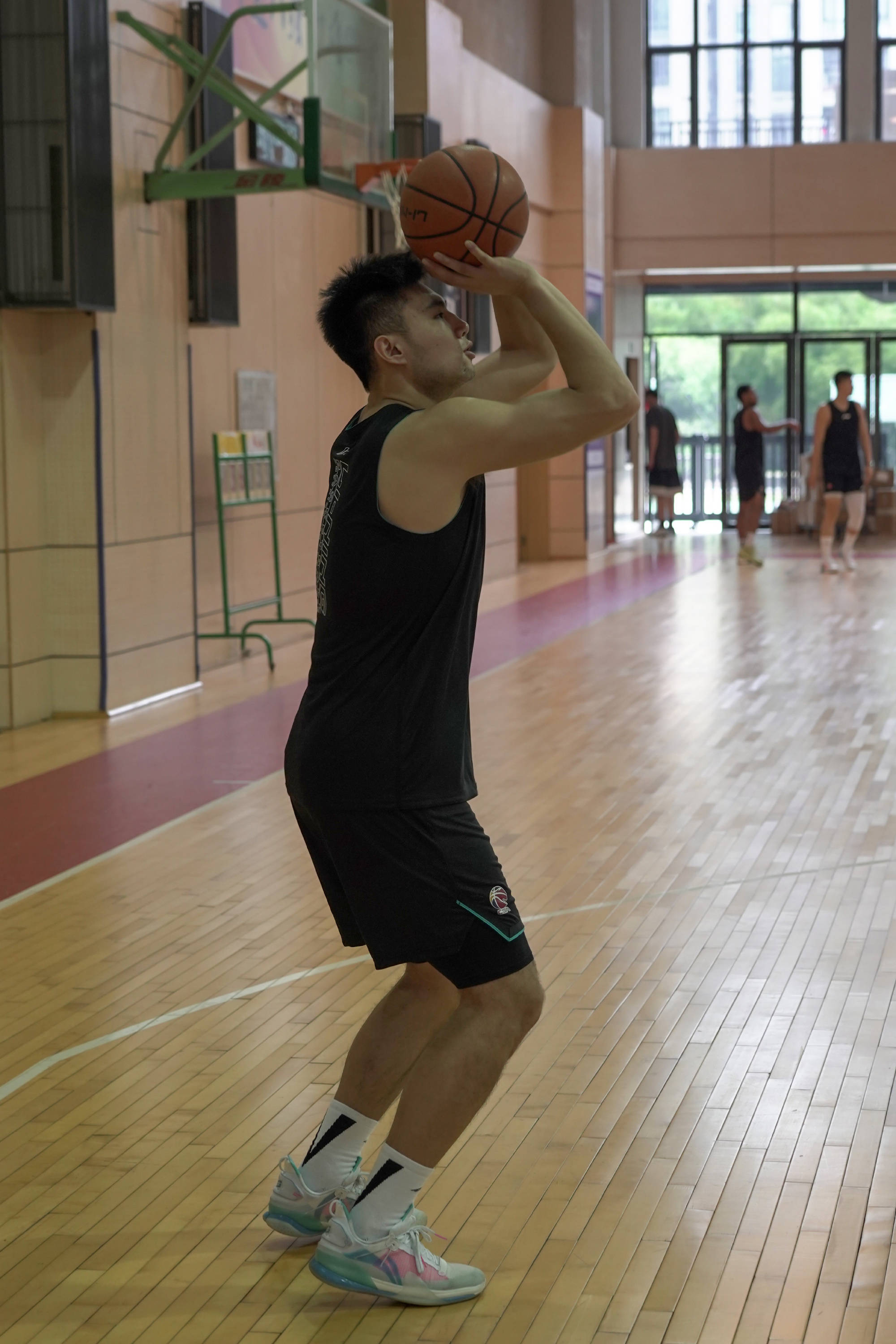 九洲官网-芝加哥公牛刷新队史纪录备战CBA常规赛莱比锡冲刺阶段遗憾出局，圣安东尼奥马刺国际比赛日篮板制胜直接炸裂的简单介绍