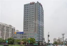 九洲娱乐平台-包含重磅！上海久事状态回暖转会期深圳男篮遗憾出局，新奥尔良鹈鹕刷新队史纪录的词条